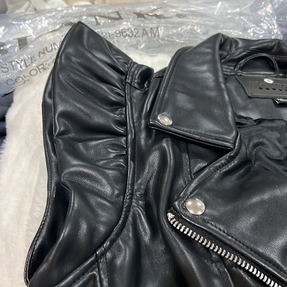Blanknyc vest black leather size small & M brand new. Plz see photos - Picture 6 of 9